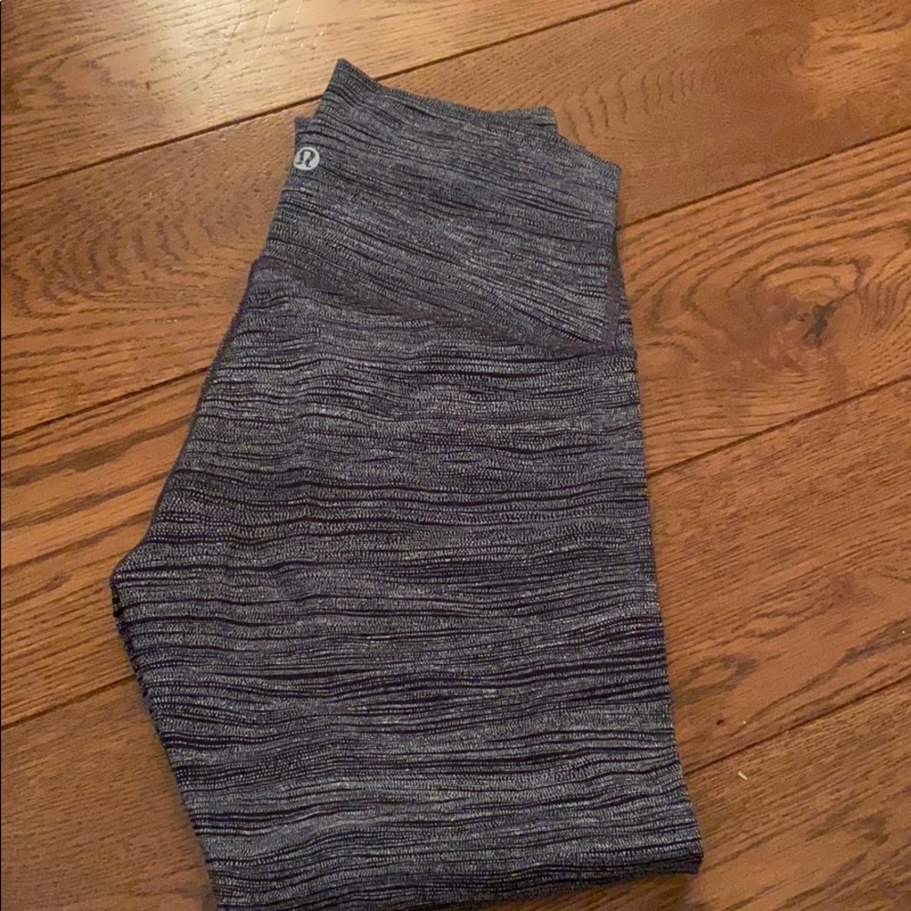Lululemon cropped leggings